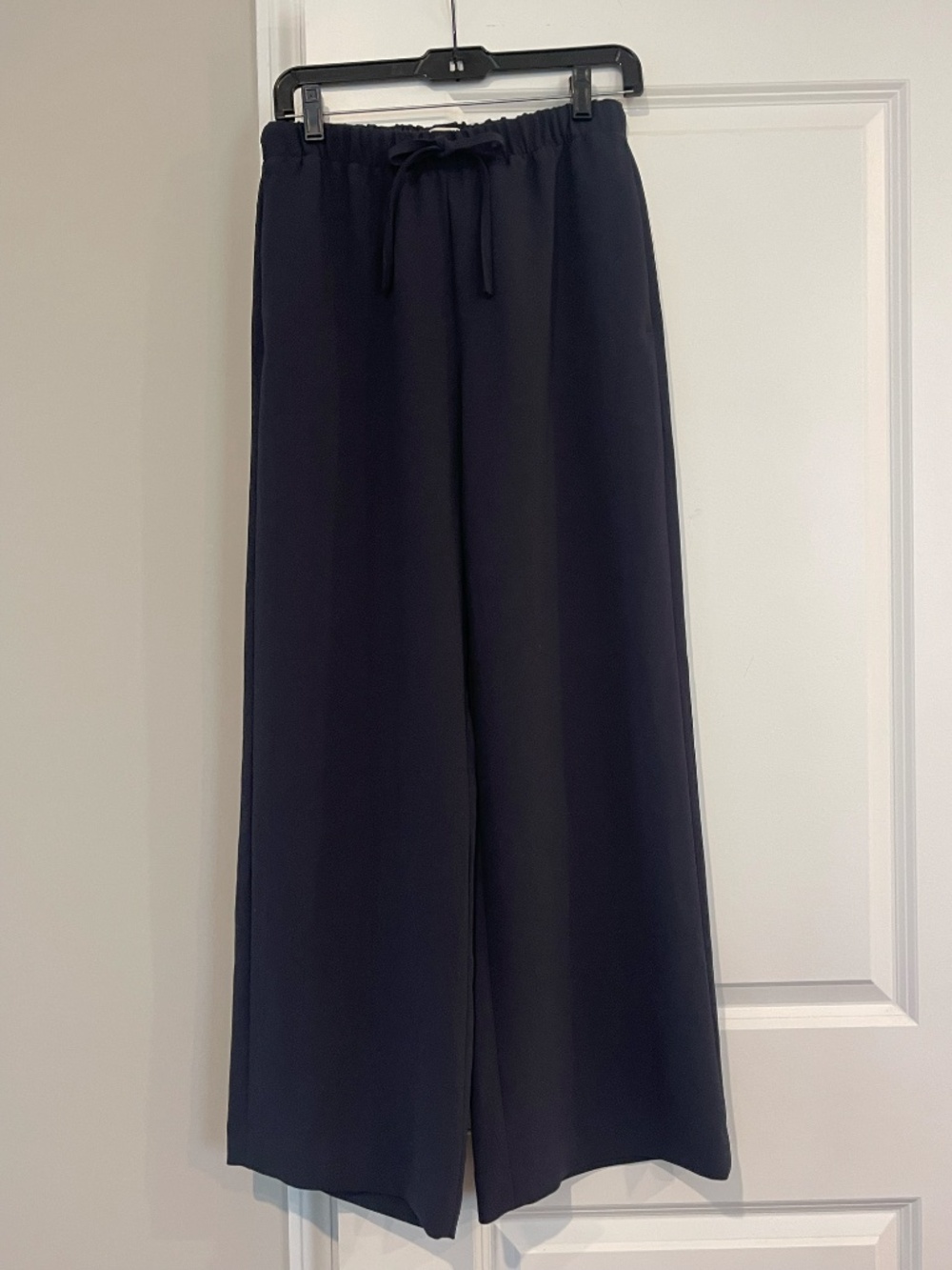 Aritzia- The Lodge Pant- Crepette in Dark Night Navy